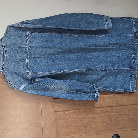 Carly Jean Los Angeles Medium Wash Denim Jacket - Picture 2 of 4